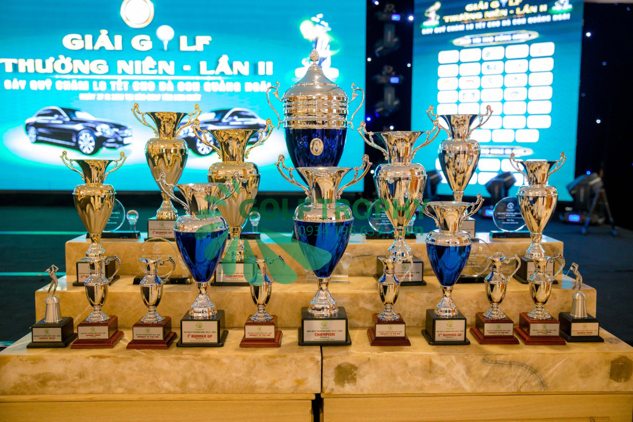cúp giải golf
